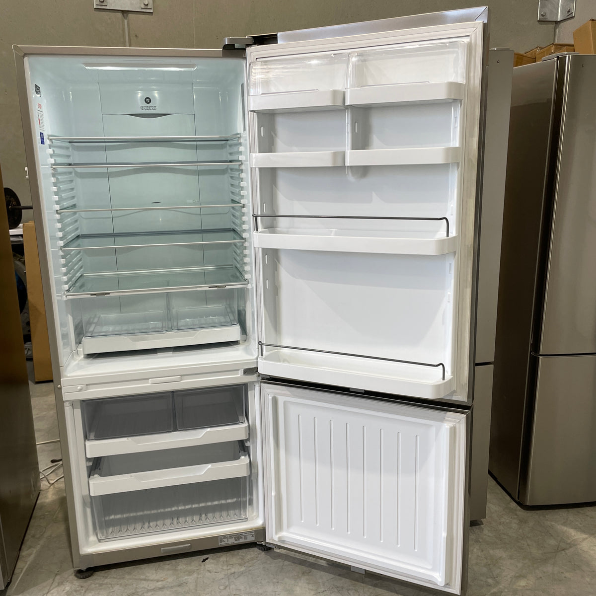 Fisher & Paykel 413L ActiveSmart Bottom Mount Fridge E442BRXFD5 – Frost Free, Humidity Control & Fast Freeze | Refurbished
