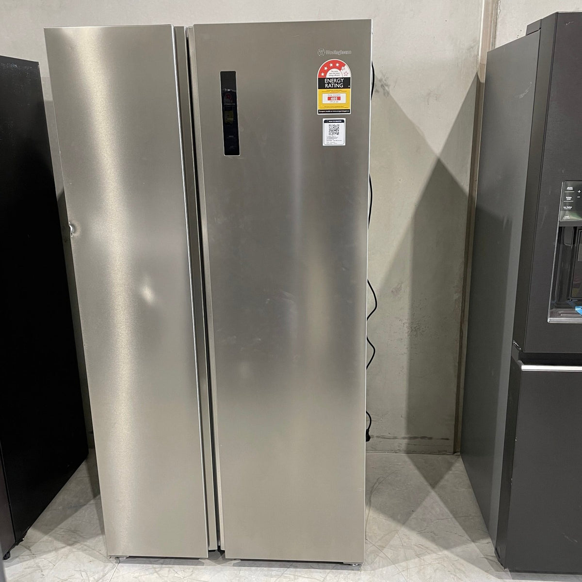 WESTINGHOUSE 624 LITRES SIDE BY SIDE FRIDGE image 0