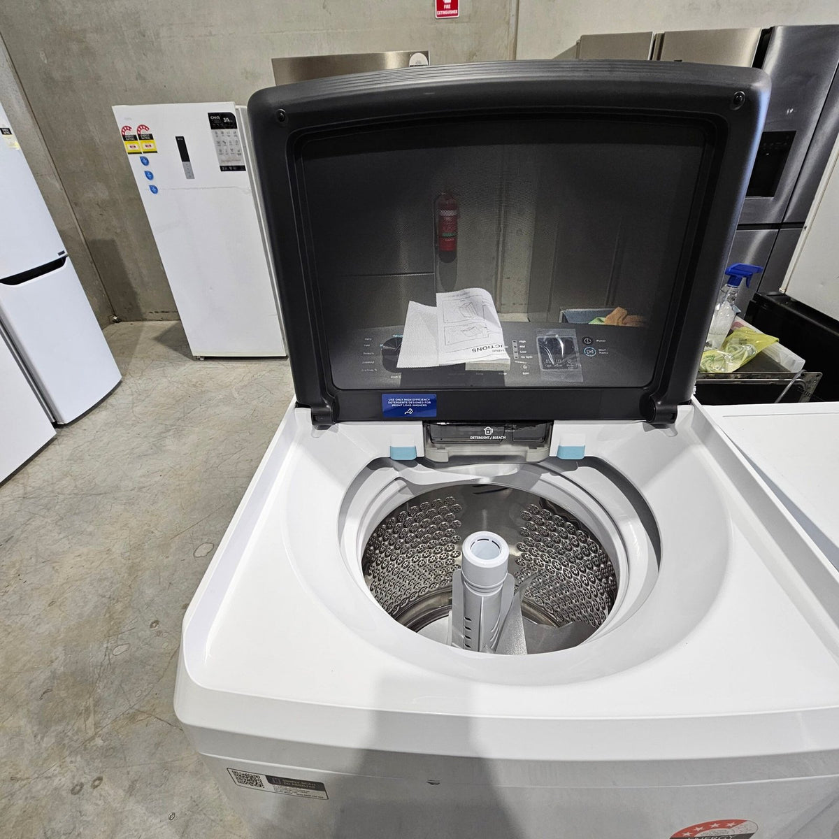 Westinghouse 10kg EasyCare 700 Top Load Washing Machine / Factory Second image 2