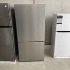 Hisense HRBM503S 503L Bottom Mount Fridge – Silver, 4.5-Star Energy Rating | Near New Condition