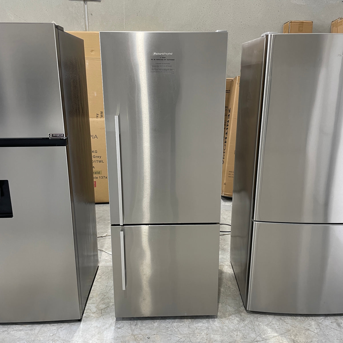 Fisher & Paykel 403L Bottom Mount Fridge E402BR– ActiveSmart™, Humidity Control & Fast Freeze | Refurbished
