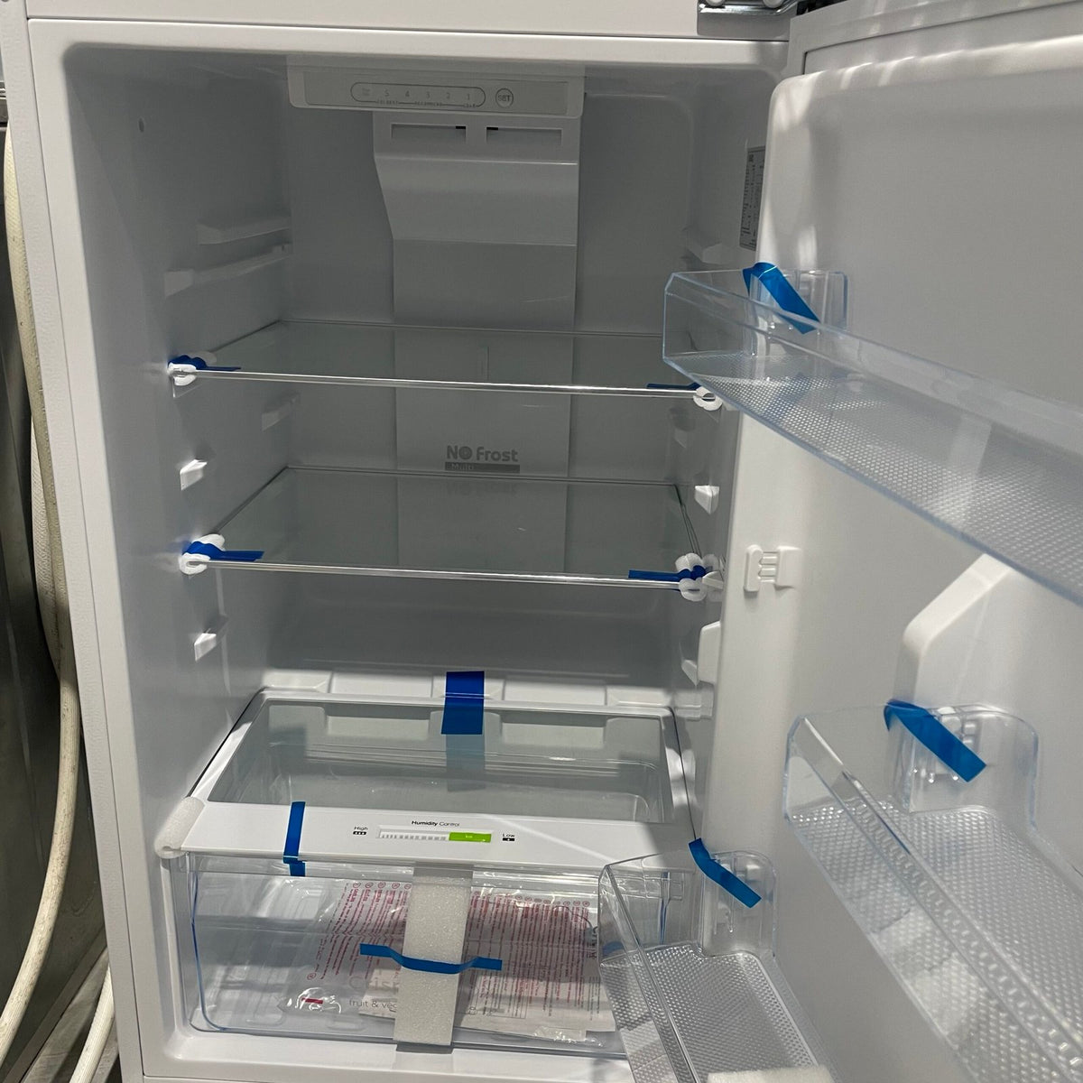 CHiQ 202L Top Mount Fridge – Frost Free (CTM202NW3) image 2