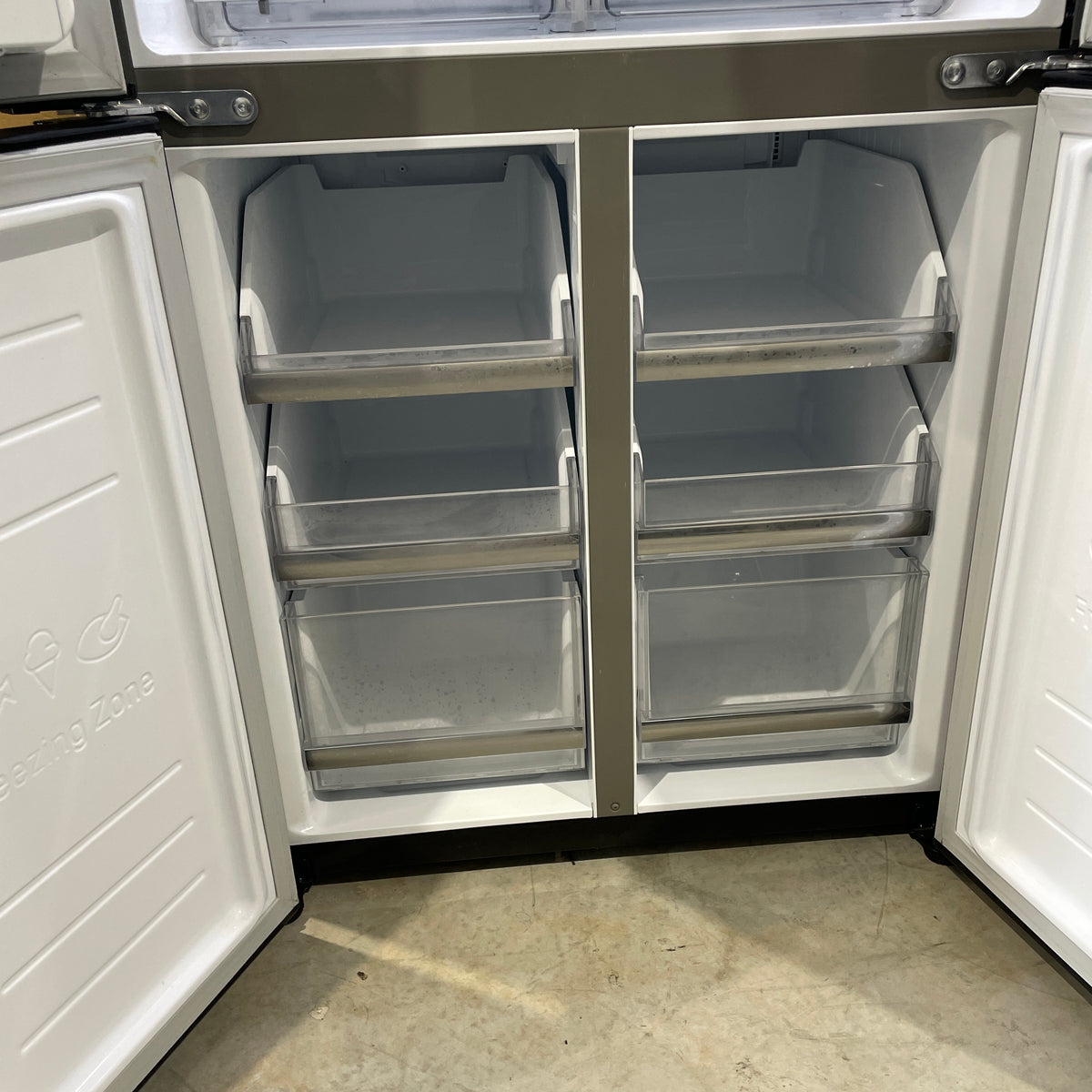 LG 506L French Door Fridge GF-L570MBL – Ice & Water Dispenser, Inverter & Door Cooling | Refurbished