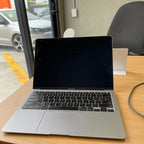 Apple MacBook Air 13-inch M1 2020 | 8GB RAM | 256GB SSD | Excellent Condition image 3