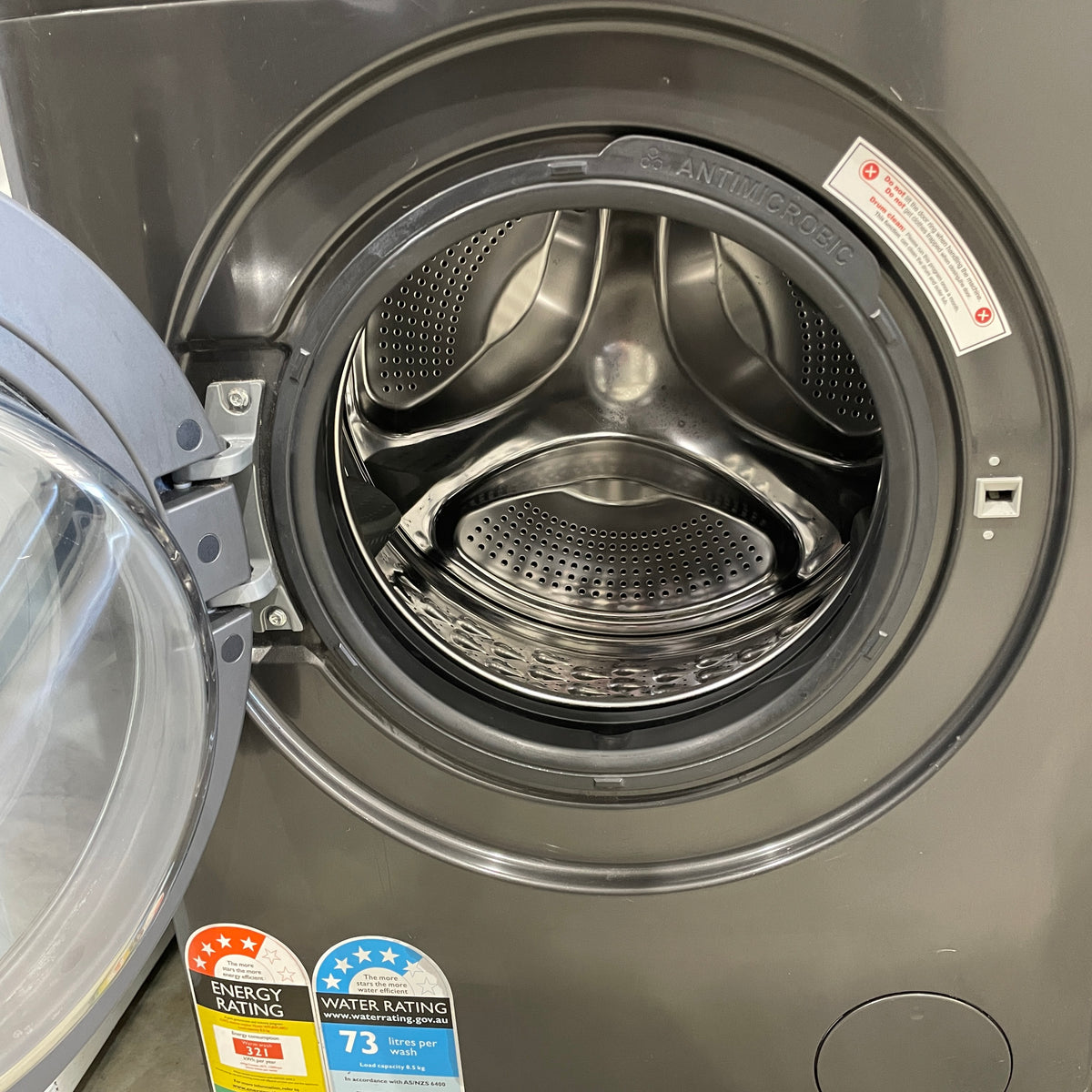 CHiQ 8.5kg Front Load Washing Machine WFL85PL48G1 – Gunmetal Black, 1400 RPM Inverter Refurbished