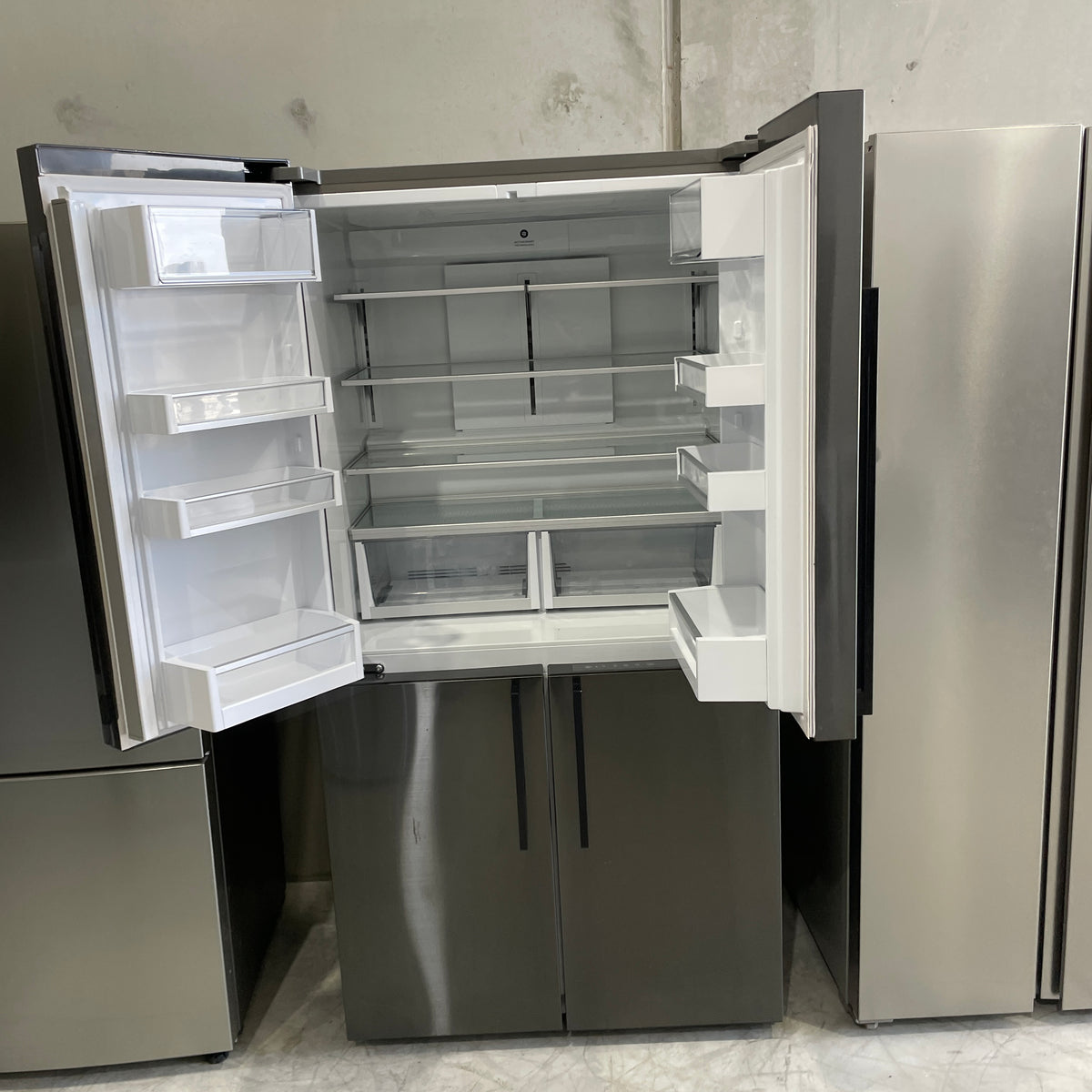 Fisher & Paykel 538L Quad Door Fridge RF605QDUVB2 – ActiveSmart™, Variable Temperature Zone & Black Stainless Steel | Refurbished