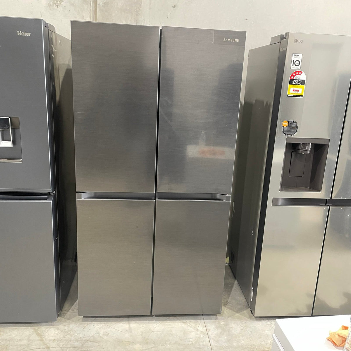 Samsung SRF7500BB 648L French Door Fridge – Black | Beverage Centre | Factory Second | 1 Year Warranty image 0