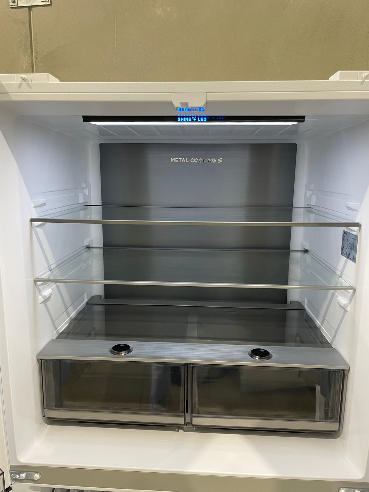 CHiQ 601L French Door Fridge CCD598NWS – Inverter, Variable Temperature Chamber & 4.5-Star Energy | Refurbished