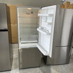 Fisher & Paykel 403L Bottom Mount Fridge E402BR– ActiveSmart™, Humidity Control & Fast Freeze | Refurbished