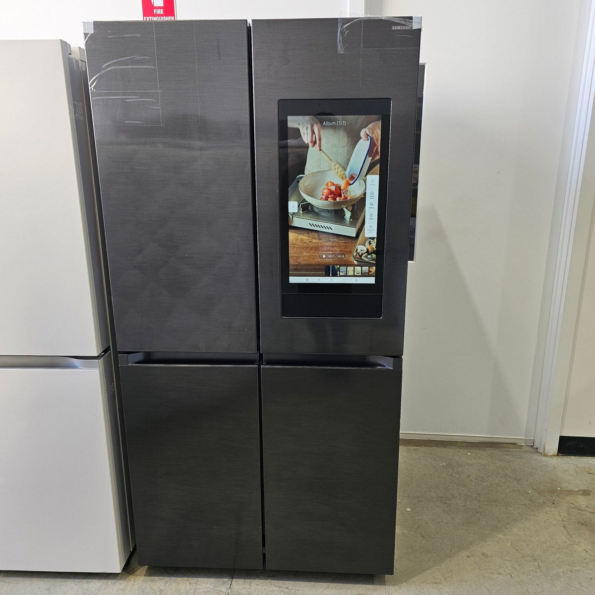 Samsung SRF9400BFH 636L AI Family Hub French Door Fridge – Black | As new condition image 0