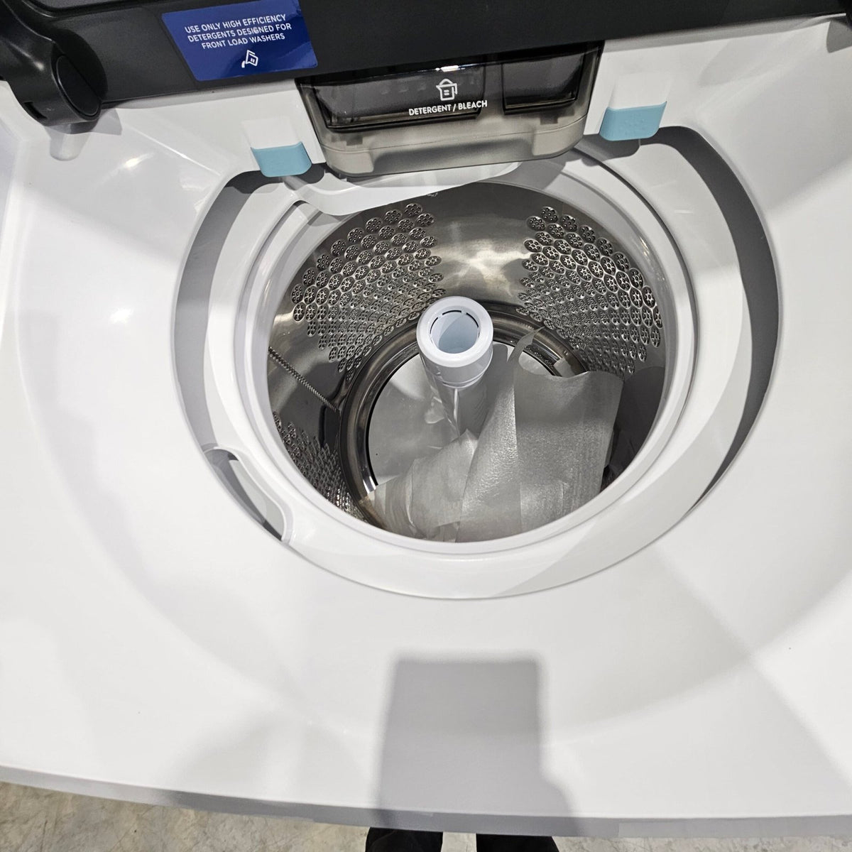 Westinghouse 10kg EasyCare 700 Top Load Washing Machine / Factory Second image 3