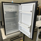 Hisense 124L Bar Fridge Black 12 Months Warranty image 2
