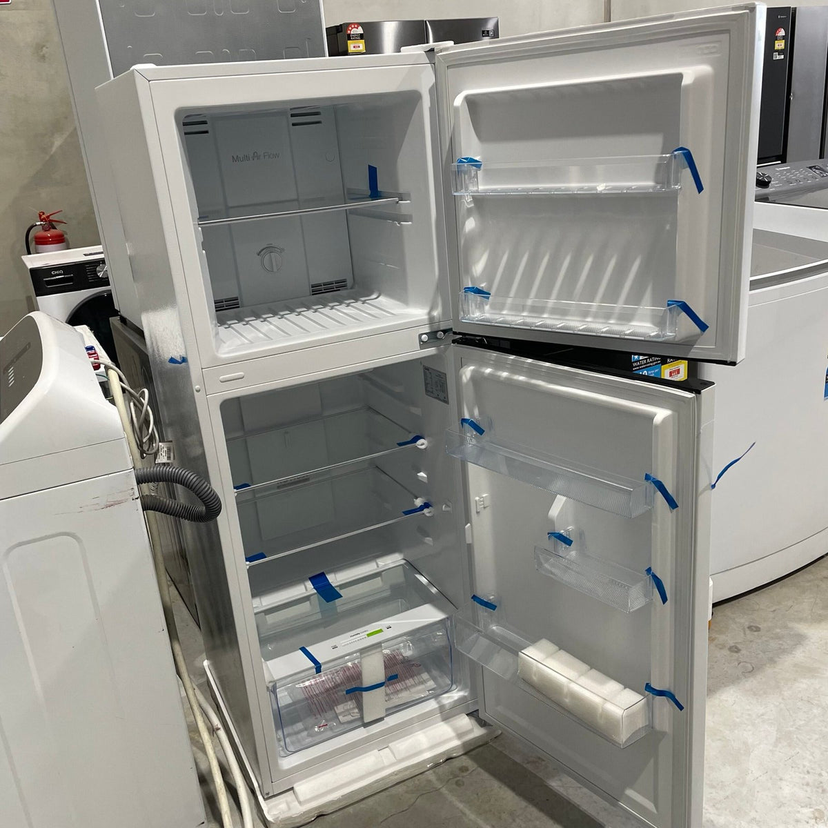 CHiQ 202L Top Mount Fridge – Frost Free (CTM202NW3) image 3